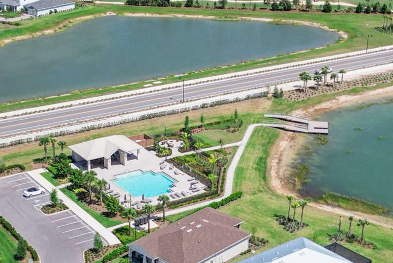 edgewater shores amenities